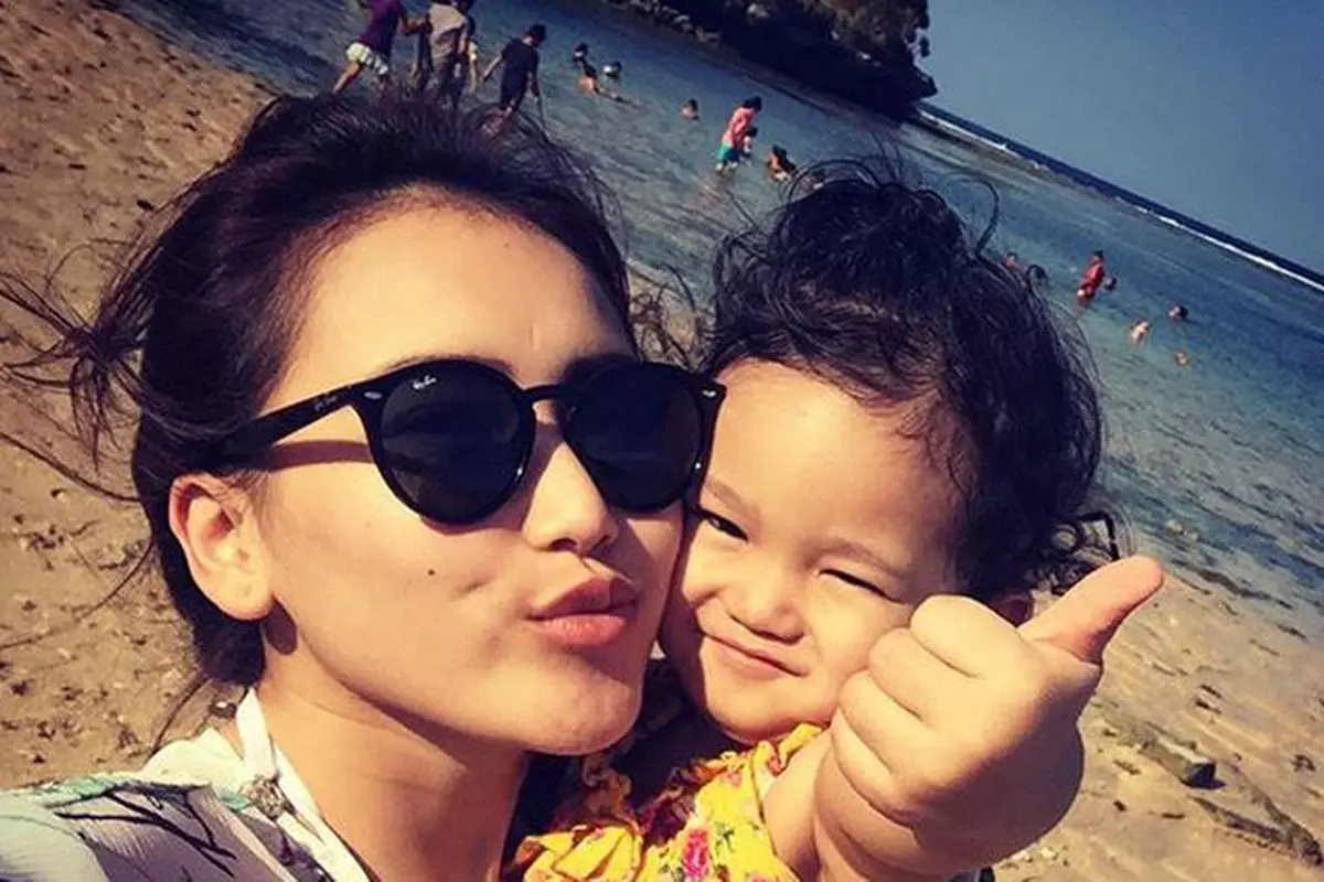 [Bintang] Ayu Ting Ting
