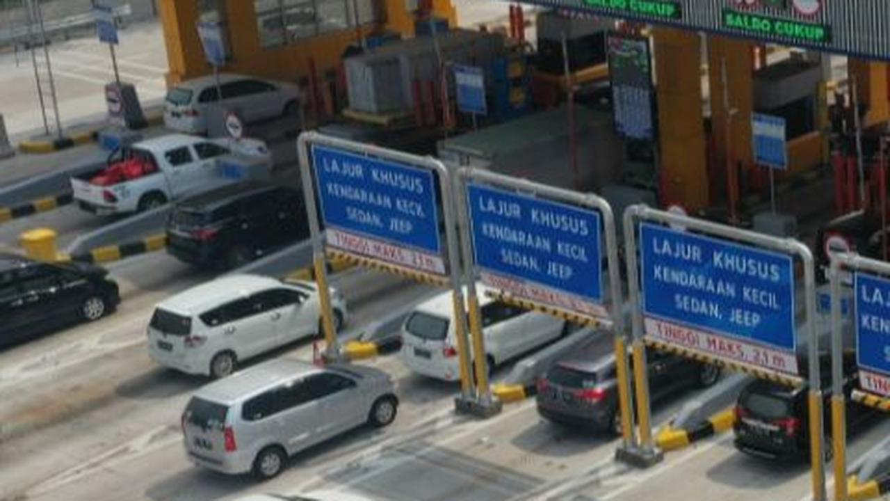 Pihaknya memperkirakan puncak arus balik libur Natal 2023 dan Tahun Baru 2024 akan terjadi pada Senin, 1 Januari 2024.