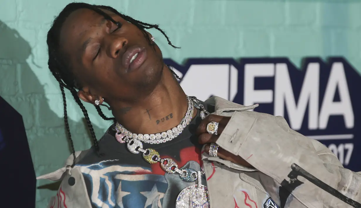 Kylie Jenner sendiri menuduh bahwa Travis Scott berselingkuh dengan banyak wanita. (DANIEL LEAL-OLIVAS  AFP)