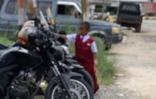 Bocah SD Tepergok Ngelus-elus Motor Polisi, Wajahnya Panik Dihampiri Anggota Endingnya Tak Terduga