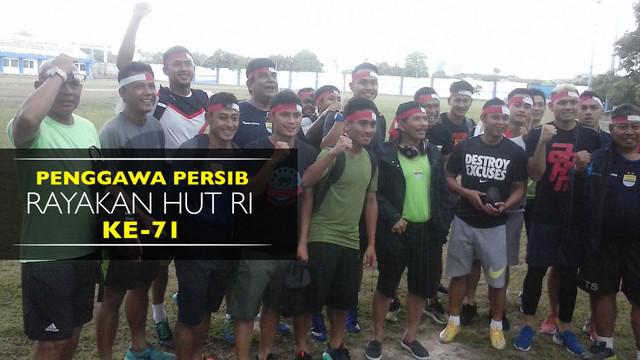 Video para pemain dan ofisial tim Persib Bandung merayakan hari jadi ke-71 Republik Indonesia.