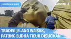 Berbagai persiapan dilakukan umat Budha jelang perayaan Waisak, salah satunya dengan disucikan patung Budha tidur terbesar di Indonesia yang berada di Mojokerto. Penyucian patung Budha tidur ini sudah menjadi tradisi sebagai simbol penyucian jiwa.