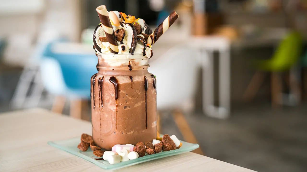 ilustrasi milkshake coklat