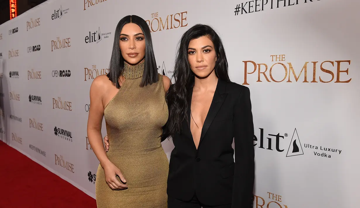 "Kourtney Kardashian dan Kim Kardashian selama ini memberikan dia tips-tips seputar kehamilan," ujar seorang sumber. (KEVORK DJANSEZIAN / GETTY IMAGES NORTH AMERICA / AFP)
