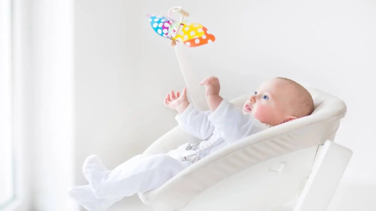 Ilustrasi bouncer bayi terbaik.