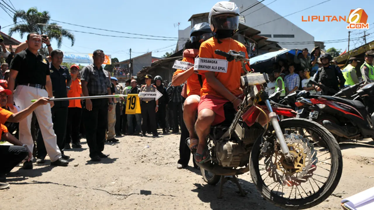 rekonstruksi-pembunuhan-sisca-2-130822b.