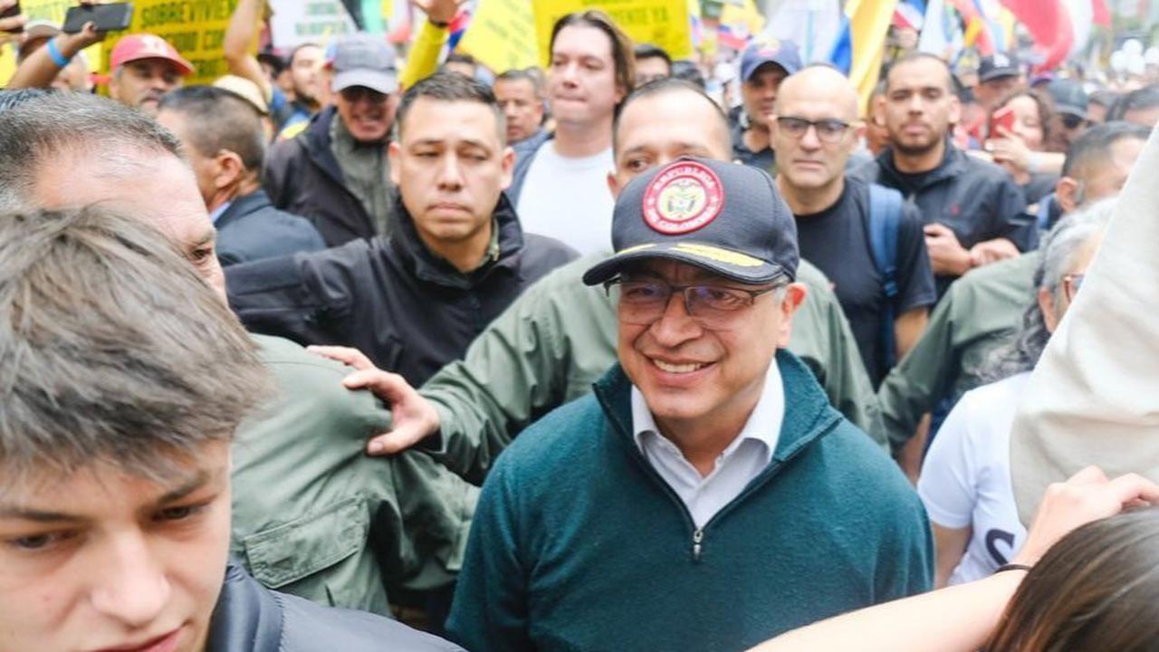 Tentara Kolombia Bom Markas Kartel Narkoba Terbesar, Delapan Orang Tewas Termasuk Empat Tentara