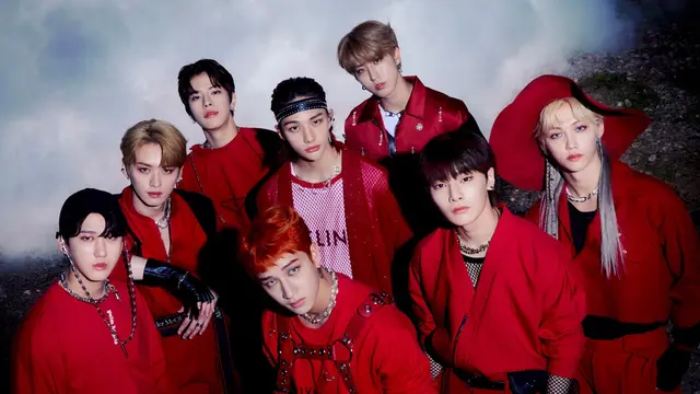 Thunderous Photo Concept