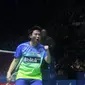 Tontowi Ahmad/Liliyana Natsir merayakan kemenangan atas pasangan Malaysia, Chan Peng Soon/Goh Liu Ying pada final Indonesia Open 2018 di Istora Senayan, Jakarta, (8/6/2018). Tontowi/Liliyana menang 21-17, 21-8. (Bola.com/Nick Hanoatubun)