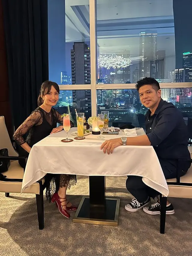 Artika Sari Devi dan Baim (Instagram/artikasaridevi)