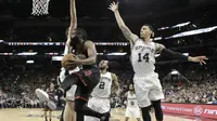 34 Poin Kawhi Leonard Bawa Spurs Benamkan Rockets