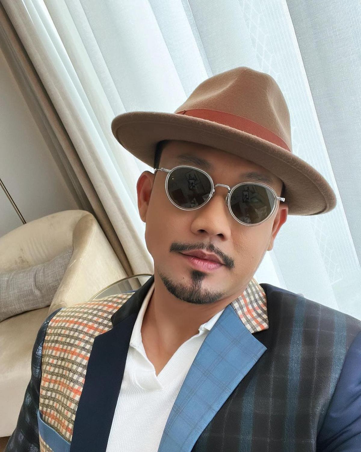 Profil Denny Sumargo: Karier, Cinta, dan Perjalanan Membangun Bisnis