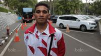 Aldoms Sugoro menyumbangkan medali emas pada kelas kelas 52 kg setelah mengalahkan petinju Thailand dengan poin 30-27 di SEA Games 2017. (Bola.com/Nicklas Hanoatubun)