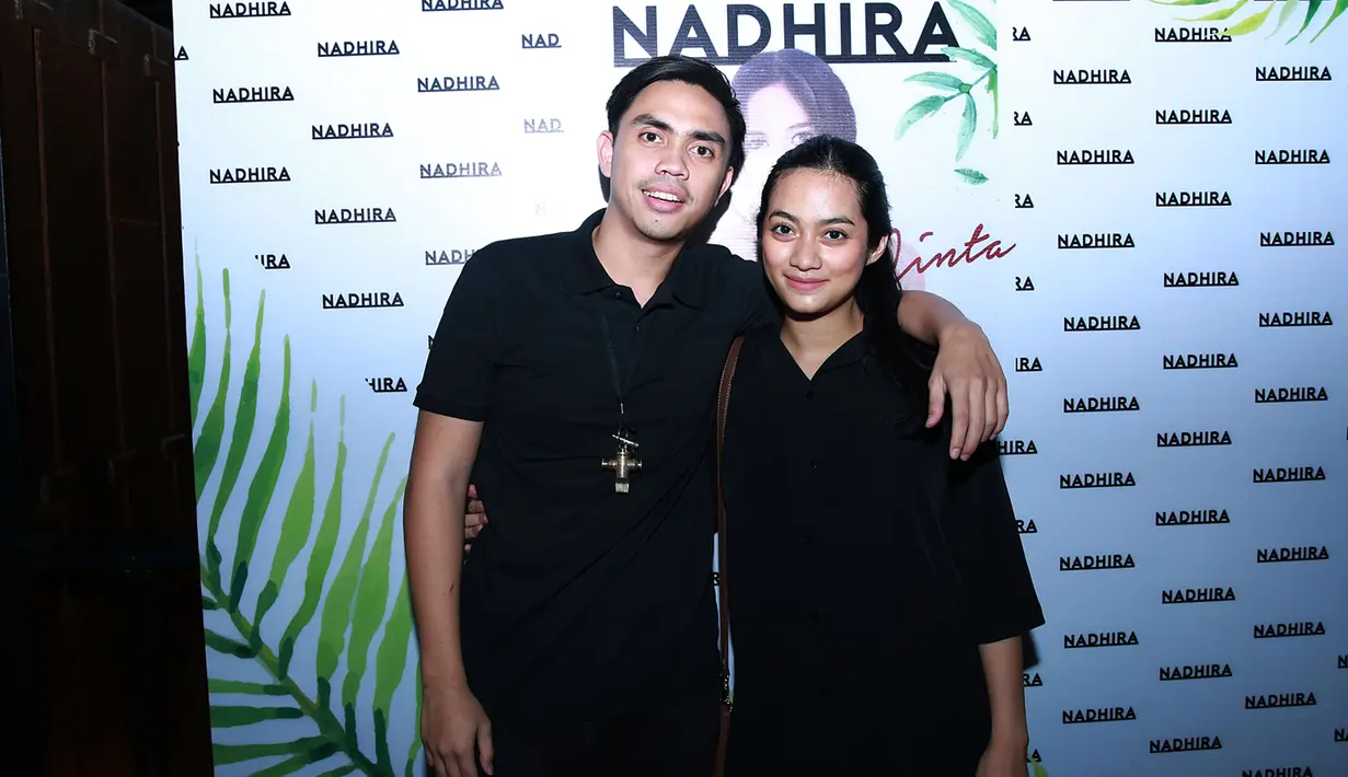 Demi menjaga keharmonisan dan kelangengan dalam keluarganya, pasangan yang menikah pada 2015 silam itu selalu menjaga keterbukaan  bersama pasangannya. (Deki Prayoga/Bintang.com)