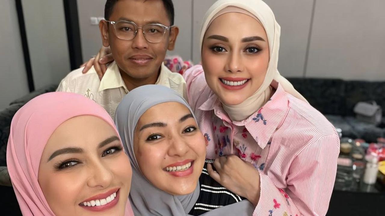 Potret Meisya Siregar Terbaru, Tampil Fresh dan Makin Berkelas dengan Hijab Pink Pastel