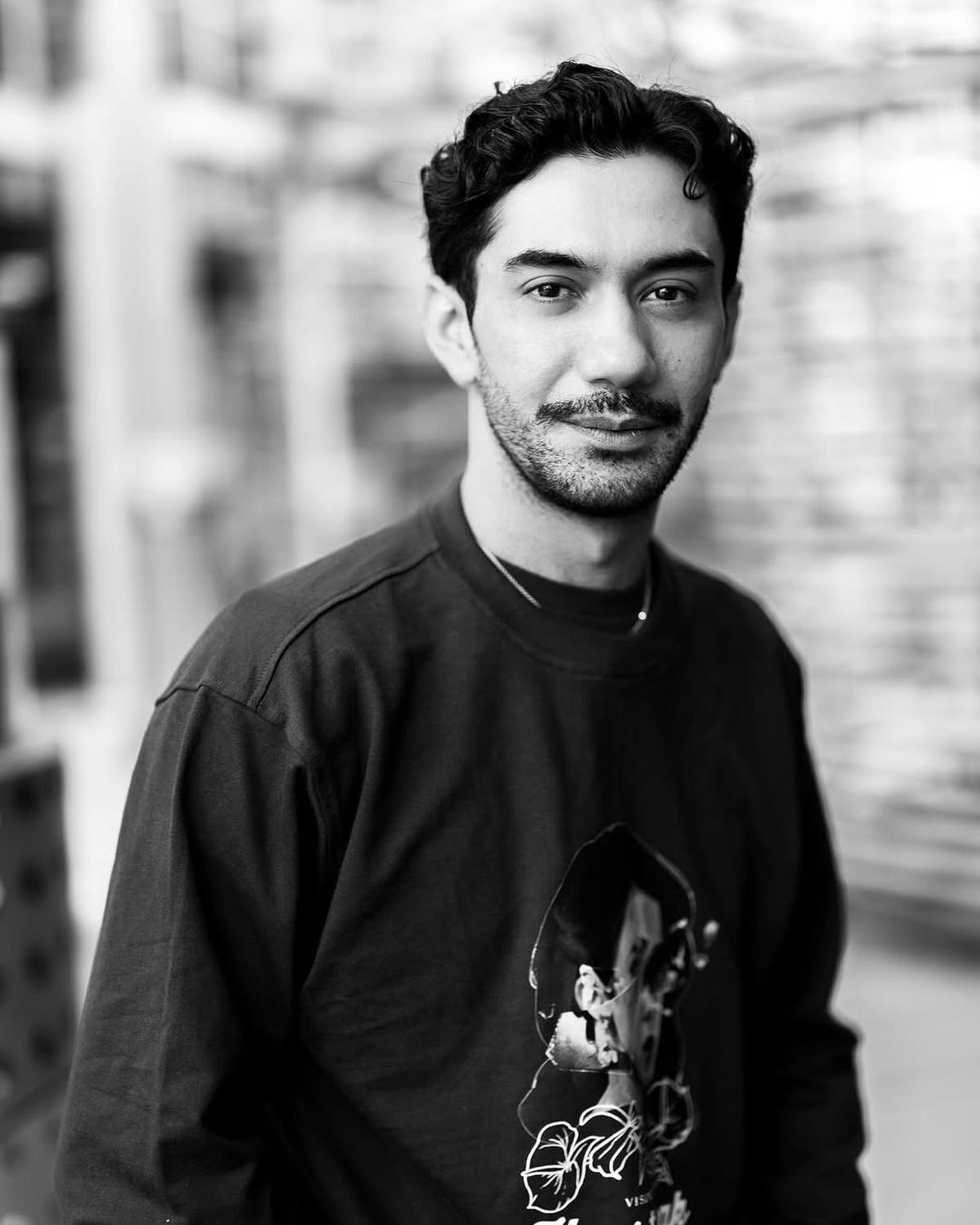 Reza Rahadian Tuliskan Surat Ucapan Terima Kasih di Hari Ulang Tahun untuk Keluarga, Sahabat dan Fans