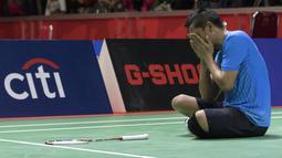 Ukun Rukendi pebulutangkis Indonesia meraih medali perak setelah gagal mengalahkan Bhagat Pramod asal India di nomor tunggal putra SL3 pada Asian Para Games 2018 di Istora Senayan, Sabtu (13/10/2018).  (Bola.com/Peksi Cahyo)