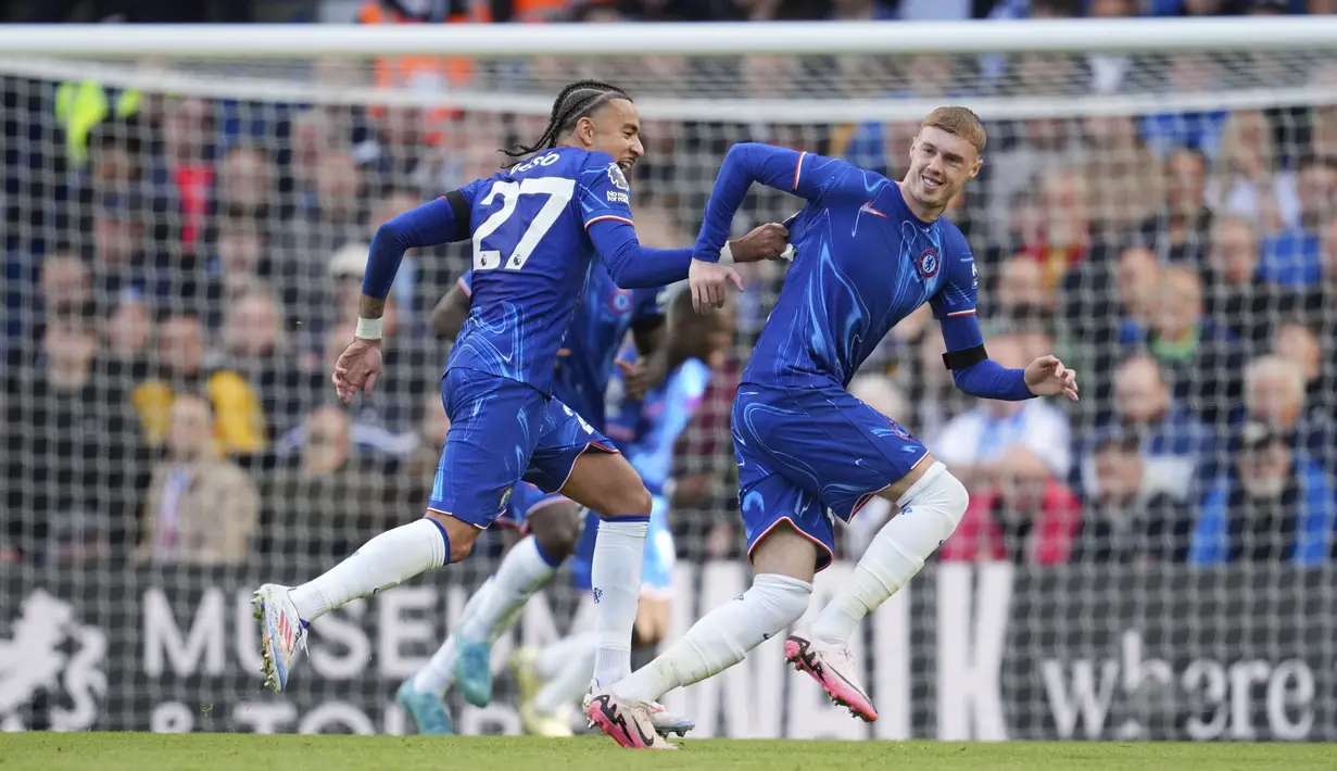 Berkat kemenangan ini Chelsea naik ke peringkat ketiga klasemen sementara EPL dengan raihan 13 poin. Sementara Brighton harus puas turun ke peringkat delapan klasemen sementara EPL dengan raihan sembilan poin. (AP Photo/Kin Cheung)