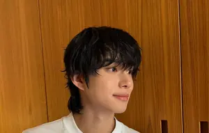 Penampilan Terbaru Jungwoo NCT saat Wamil, Ada yang Berubah