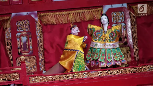Melihat Pementasan Wayang Potehi Menyambut Tahun Baru Imlek