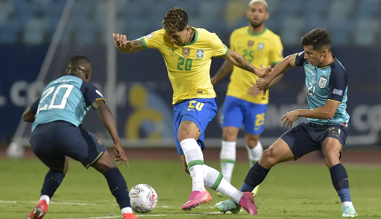 Lewat rilis resmi di media sosial mereka, Al Ahli mengumumkan bahwa pemain asal Brasil ini mendapat kontrak berdurasi tiga tahun alias hingga Juni 2026 mendatang. (AFP/Douglas Magno)