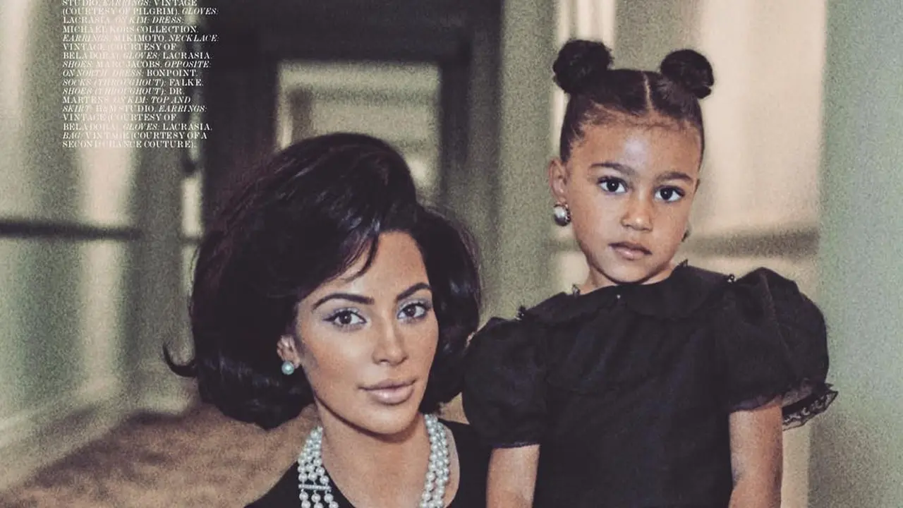 [Bintang] Kim Kardashian