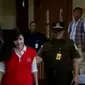 Terdakwa dugaan pembunuhan Wayan Mirna Salihin, Jessica Kumala Wongso, kembali menjalani persidangan di Pengadilan Negeri, Jakarta Pusat.