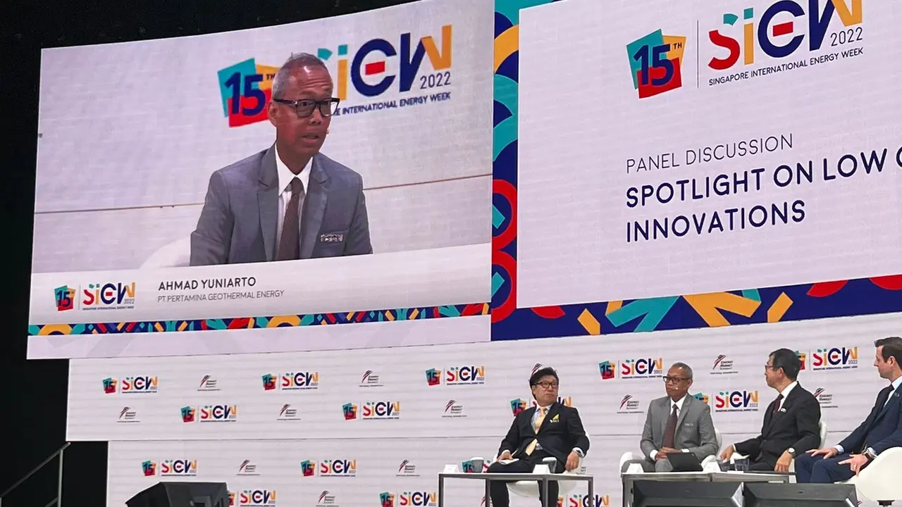 Direktur Utama PGE Ahmad Yuniarto dalam Acara Singapore International Energy Week (SIEW) 2022 yang digelar Singapore Energy Market Authority (EMA).