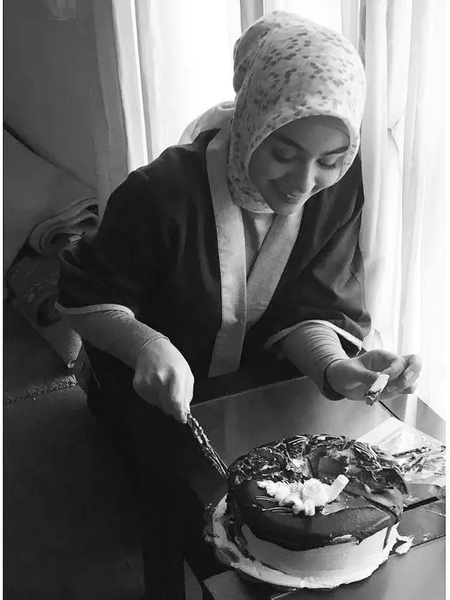 7 Pesona Sahila Hisyam saat Pakai Hijab, Tuai Pujian