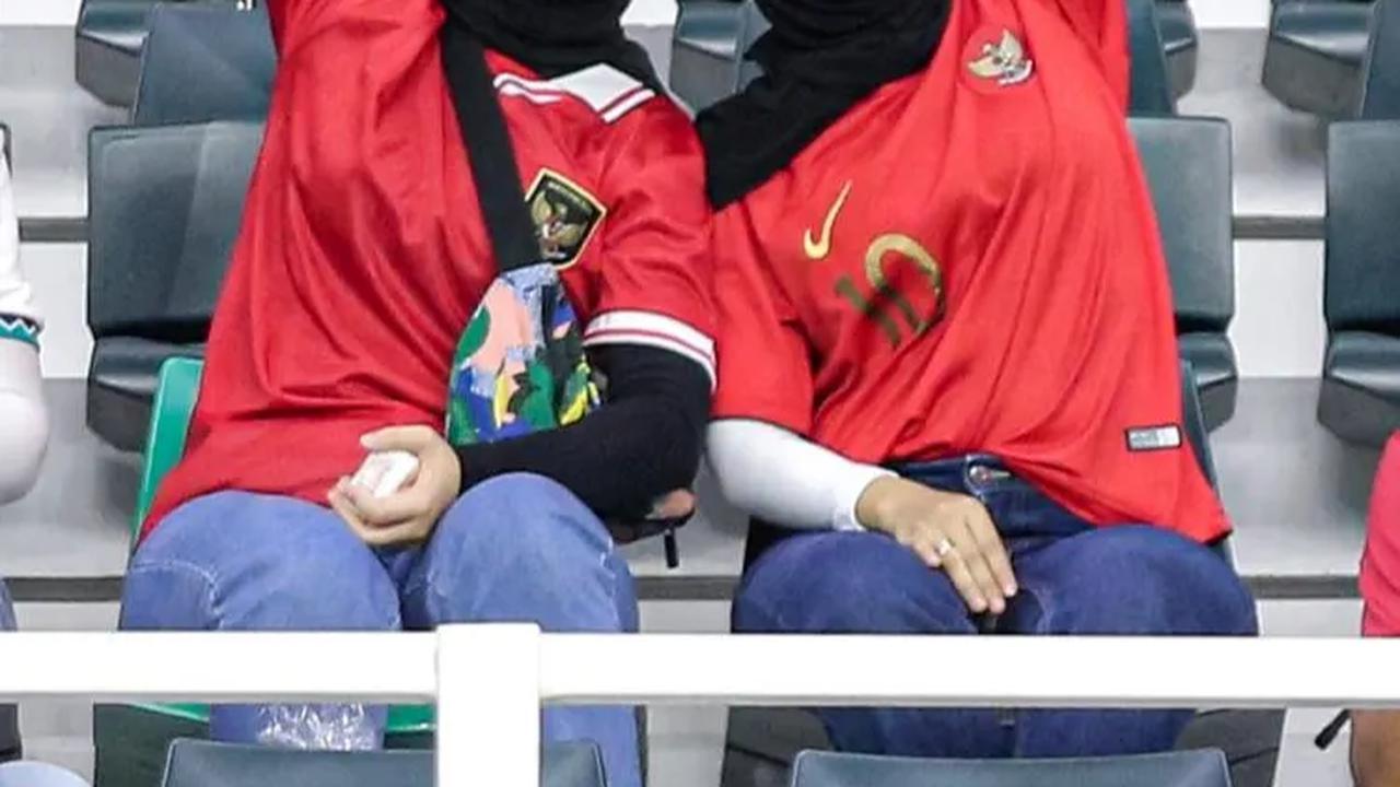 FOTO: Suporter-Suporter Ayu Indonesia dalam Bidikan Kamera Saat Laga Skuad Garuda Muda Vs Panama di Piala Dunia U-17 2023
