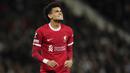 Pemain Liverpool, Luis Diaz, tampak kesal setelah ditaklukan Toulouse pada pekan ke-4 Grup E Liga Europa 2023/2024 di Stadium de Toulouse, Jumat (10/11/2023). Ini jadi kekalahan pertama yang diderita Liverpool, tetapi mereka tetap berada di puncak klasemen dengan 9 poin. (AP Photo/Thibault Camus)