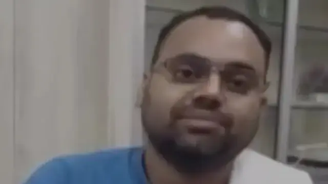 Dosen Ini Kembalikan Uang Mengajar