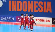 Timnas Futsal Indonesia berhasil meraih kemenangan 5-3 atas Kirgistan pada laga kedua Grup A Piala Asia Futsal 2026 di Indonesia Arena, Jakarta, Kamis (29/01/2026) malam WIB. Hasil itu membuat Tim Garuda melenggang ke perempat final. (Bola.com/Muhammad Iqbal Ichsan)