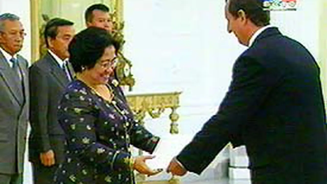 060202aDubes.jpg