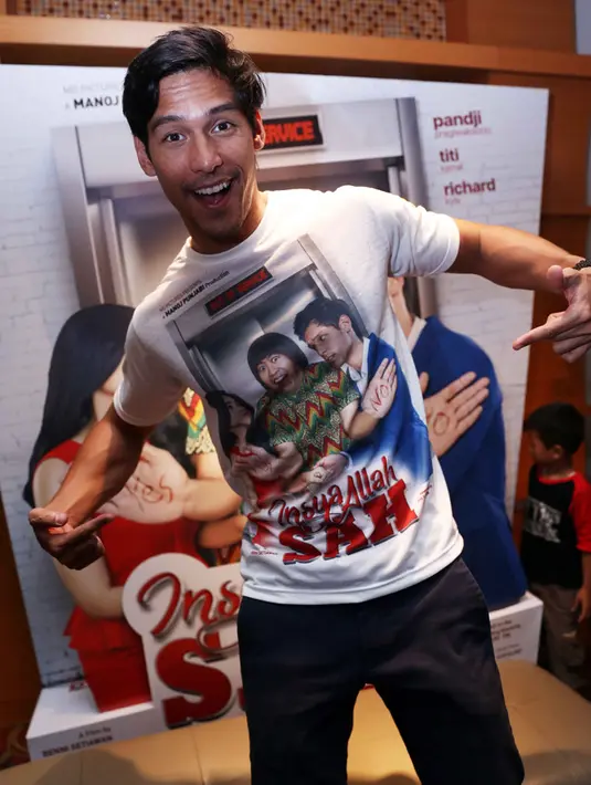 Richard juga mengatakan, ia dan Cinta berteman saja. Saat ini pun Cinta tengah fokus mengenyam pendidikannya di LA. "Hahaha, nggak, nggak. Dia lagi fokus di LA, lagi lancar di LA. Kita teman sih, ya kita teman,” tuturnya. (Nurwahyunan/Bintang.com)