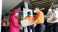 KAI Salurkan 10.000 Paket Sembako Senilai Total Rp 1 Miliar