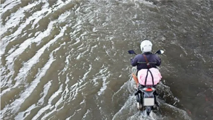 Motor menerobos banjir sebabkan kerusakan pada sistem kelistrikan dan komponen dalam mesin (Suzuki)
