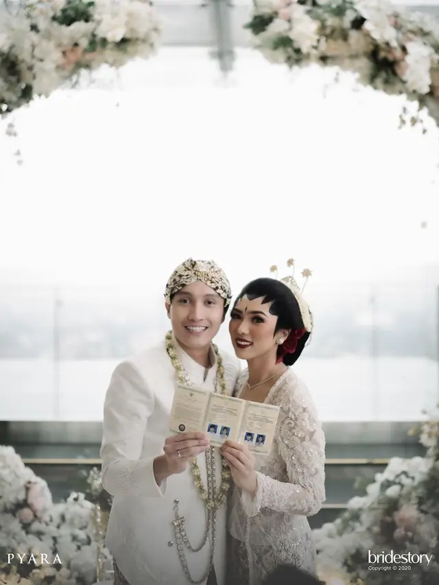 [Fimela] Pernikahan Isyana Sarasvati dan Rayhan Maditra