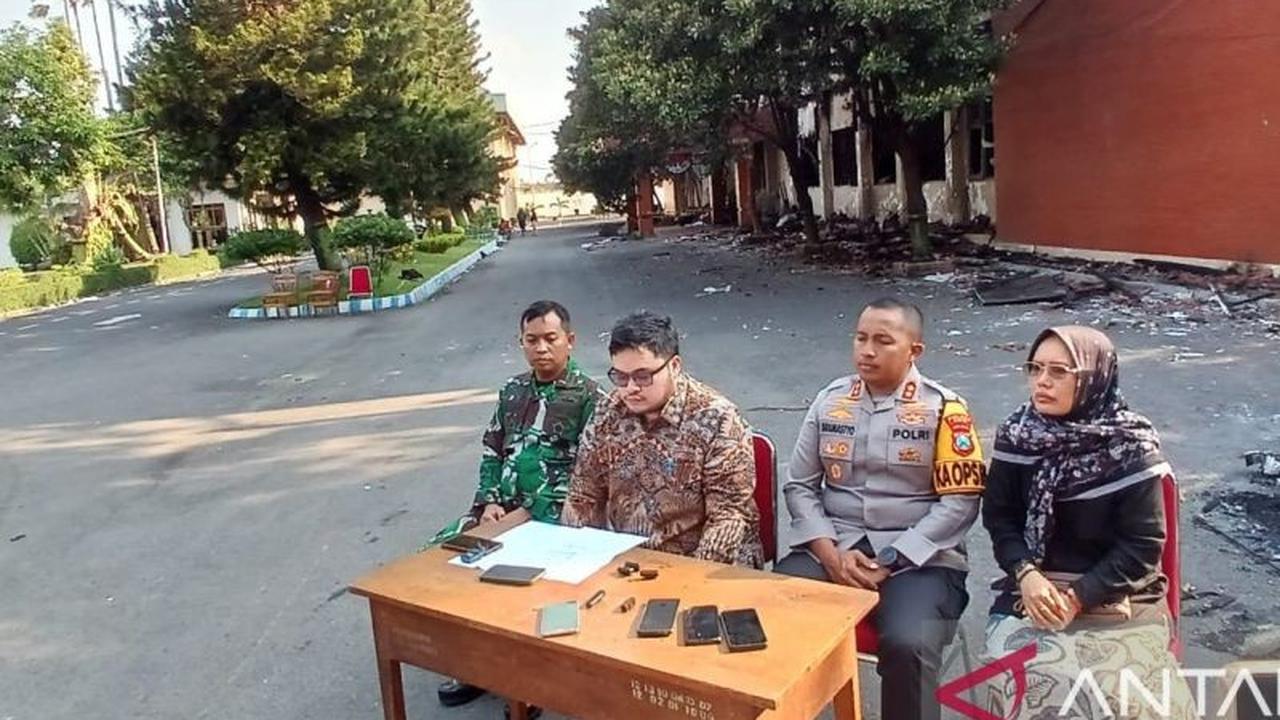 18 OPD Terdampak Kerusakan Kantor Pemkab Kediri Akibat Aksi Massa, Bupati Pastikan Layanan Tetap Berjalan