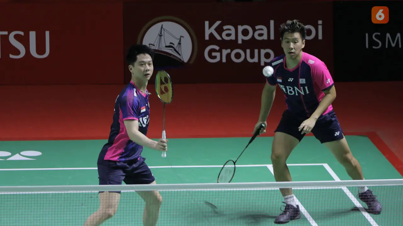 Foto: Melihat Aksi Come Back Gemilang Marcus/Kevin atas Ganda Malaysia yang Loloskan Minions ke Semifinal Daihatsu Indonesia Masters 2022