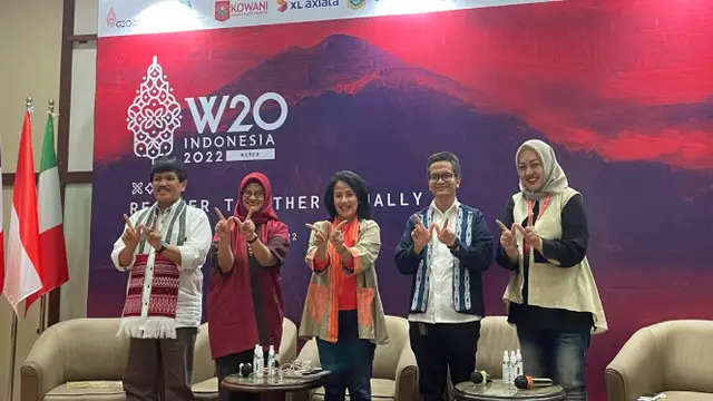 Press Conference Pembukaan W20 Summit di Toba, Senin (18/7). (Liputan6.com/Agustin Setyo W).