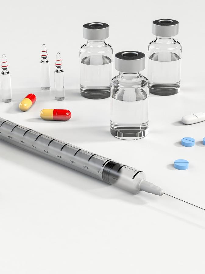 Ilustrasi obat medis dan jarum suntik (Foto:Arek Socha dari Pixabay)