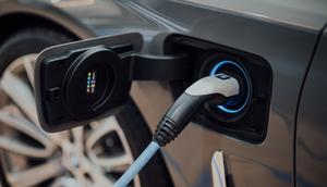 Ilustrasi mobil listrik (chuttersnap/Unsplash)