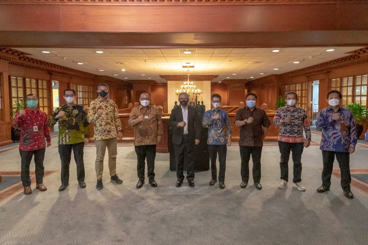 Otoritas Jasa Keuangan (OJK) bersinergi dengan Hipmi percepat pemulihan ekonomi.