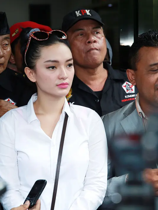 Arief juga berjanji akan menemani kekasihnya yang sedang diduga kasus pelecehan lambang negara pada proses pemeriksaan nanti. (Deki Prayoga/Bintang.com)