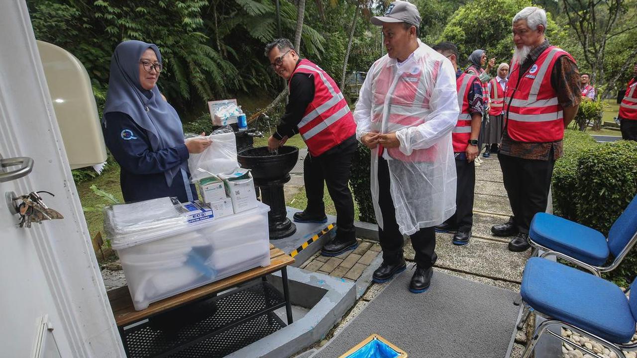 BPKN Tinjau Pabrik Aqua Mekarsari, Pastikan Pengelolaan Sumber Air Sesuai Regulasi