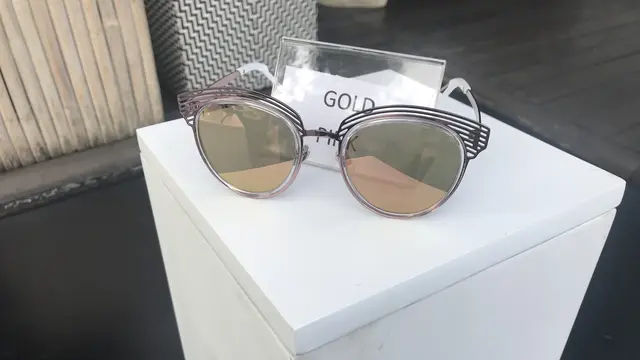 Optik Seis dan Essilo