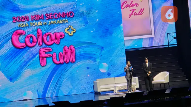 Menggebrak Indonesia! Kim Seon Ho Jadi Aktor Korea Pertama Gelar Fan Meeting di Indonesia Arena. Fan Meeting Kedua Kim Seon Ho di Jakarta Sukses Besar! (Foto: Aditya Eka Prawira With Galaxy S24 Ultra/Liputan6.com)