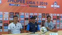 Konferensi Pers Tira Persikabo Vs Madura United di Stadion Pakansari, Kamis (11/7/2019). (Bola.com/Muhammad Adiyaksa).