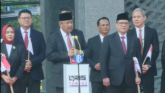 Memperingati momen HUT Kemerdekaan Indonesia ke-78, Bank Indonesia menghadirkan layanan baru lewat QR Indonesia Standard (QRIS).